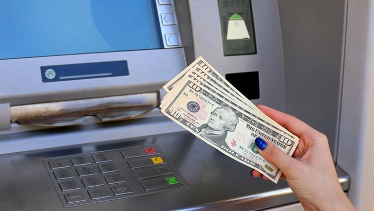 ATM para çekme
